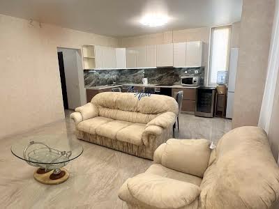 квартира за адресою Регенераторна вул., 4