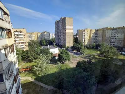 квартира по адресу Червоной Калины просп. (Владимира Маяковского), 49-А