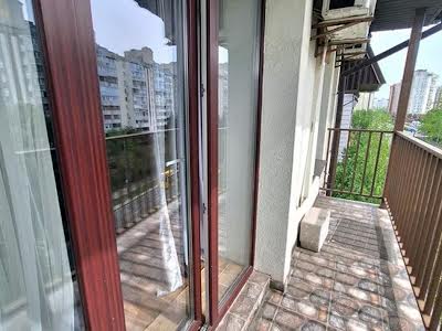 квартира по адресу Киев, Успешная ул., 18