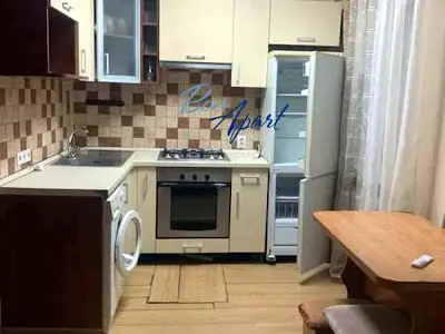 квартира за адресою Тополева вул., 6