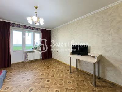 квартира по адресу Драгоманова ул., 5