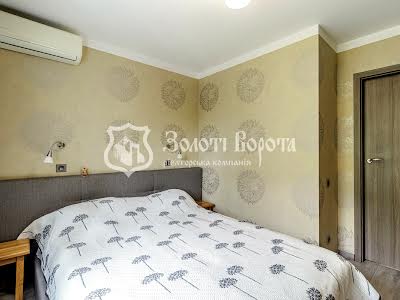 квартира по адресу Половецкая ул., 16