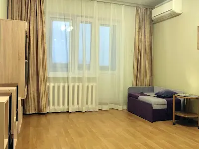 квартира за адресою Йорданська вул. (Лайоша Гавро), 9-Є