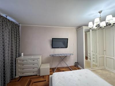 квартира по адресу Старонаводницкая ул., 4-Б