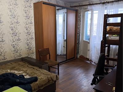 квартира за адресою Гарібальді вул., 7а