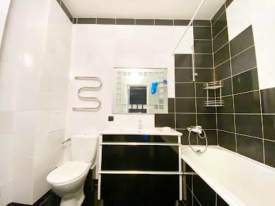 квартира за адресою Регенераторна вул., 4 к1