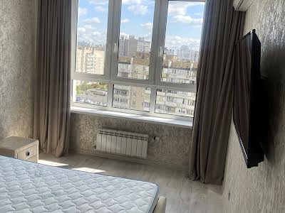 квартира по адресу Драгоманова ул., 10