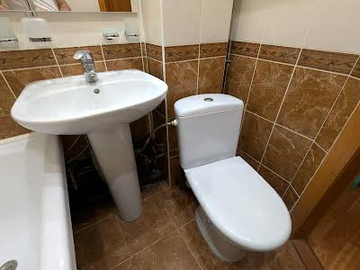 квартира за адресою Ентузіастів вул., 33