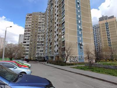 квартира по адресу Киев, Драгоманова ул., 14