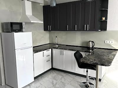 квартира по адресу Миколы Бажана просп., 17