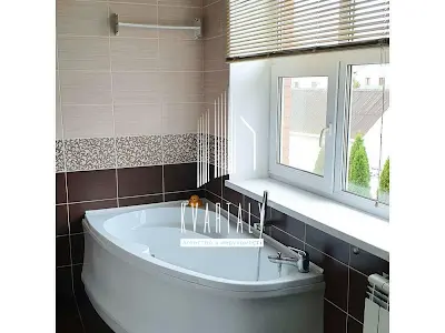 будинок за адресою Київ, Крута вул., 25