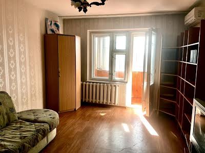 квартира за адресою Петра Григоренка просп., 3
