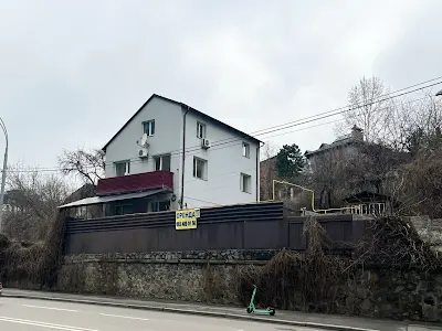 коммерческая по адресу Старонаводницкая ул., 43