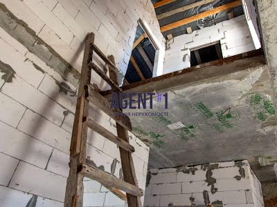 будинок за адресою Березова