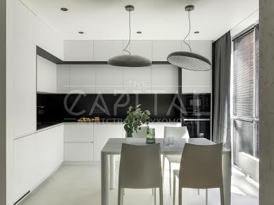 квартира за адресою Салютна вул., 2б