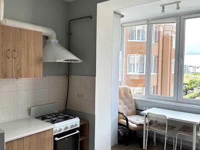 квартира за адресою Абрикосова вул., 1в