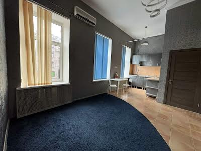 квартира за адресою Івана Франка вул., 25