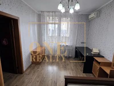 квартира по адресу Олены Пчилки ул., 2