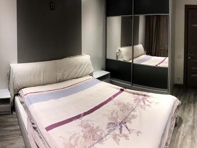 квартира за адресою Урлівська вул., 20