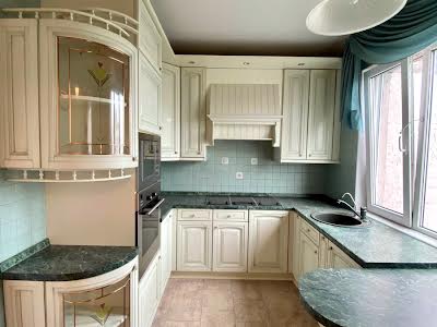 квартира за адресою Ореста Васкула вул., 2