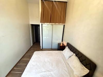 квартира по адресу Киев, Лютеранская ул., 6