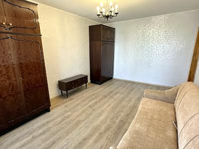 квартира по адресу Викентия Беретти ул., 3