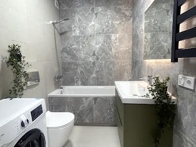 квартира за адресою Миру вул., 1