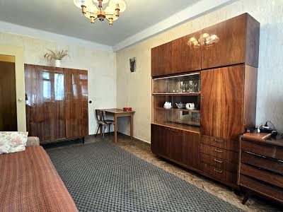квартира по адресу Пирогівський Шлях ул. (Червонопрапорна), 44-А
