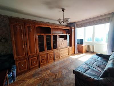квартира за адресою Флоренції вул., 10-А