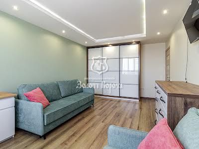 квартира за адресою Боголюбова вул., 8