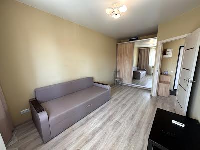 квартира за адресою Метрологічна вул., 58