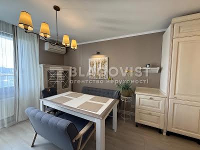 квартира за адресою Голосіївський просп. (40-річчя Жовтня), 60