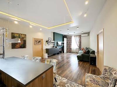 квартира за адресою Кравцова, 6