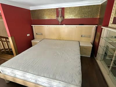 квартира по адресу Круглоуниверситетская ул., 14