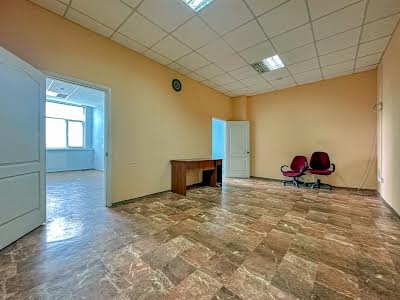 коммерческая по адресу Заводская, 3