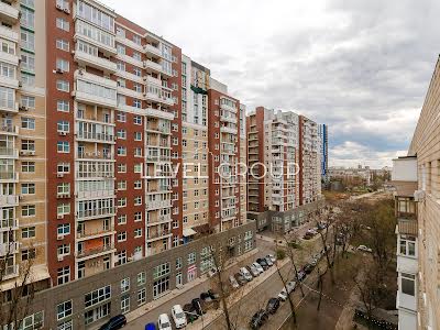 квартира по адресу Василия Тютюнника ул. (Анрі Барбюса), 56