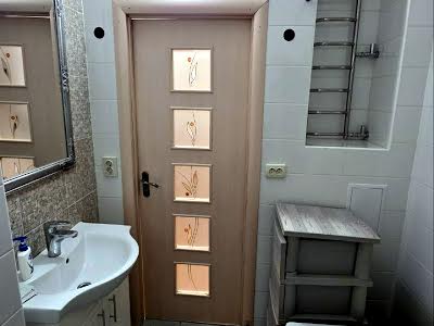 квартира за адресою Регенераторна вул., 3