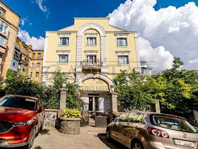 комерційна за адресою Київ, Саксаганського вул., 67