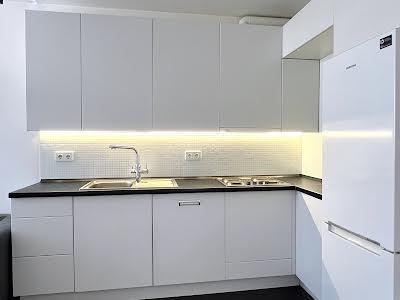 квартира за адресою Драгоманова вул., 2