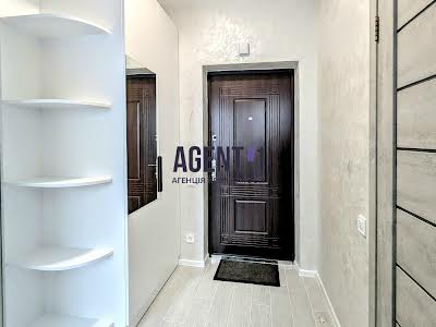 квартира за адресою Садова вул., 51Б