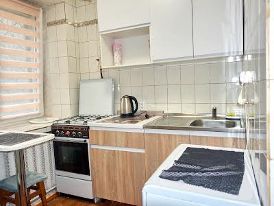 квартира по адресу Почайнинская ул., 64