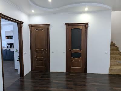 квартира за адресою с. Святопетрівське, Тараса Шевченка бульв., 5