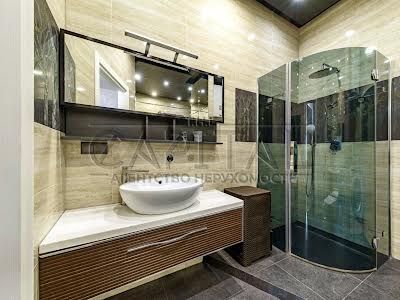 квартира за адресою Жилянська вул., 118