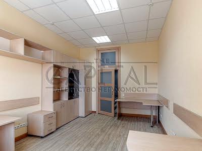 комерційна за адресою Київ, Саксаганського вул., 67