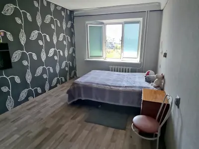 комната по адресу Ореста Левицкого ул. (Академіка Курчатова), 25/37