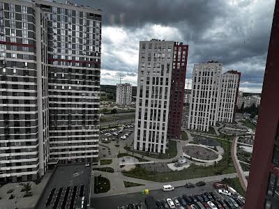 квартира за адресою Олександра Олеся вул., 10
