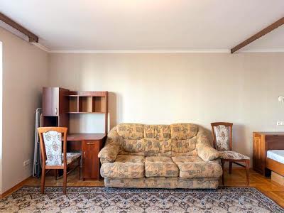 квартира за адресою Авіаконструктора Антонова вул., 7