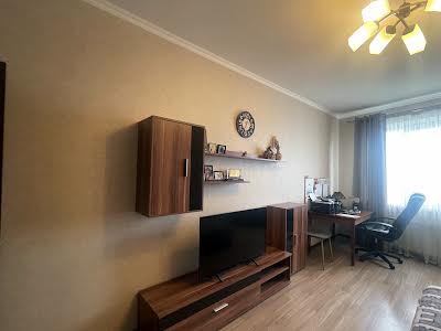 квартира за адресою Київ, Юрія Шумського вул., 5