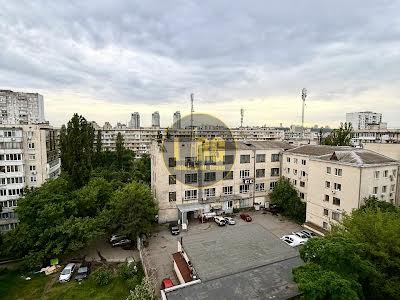 квартира по адресу Амвросия Бучмы бульв., 5/1