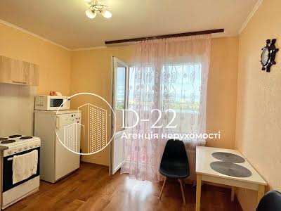 квартира за адресою Ревуцького вул., 54